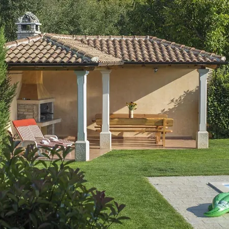 Modern With Private Pool In Dubravci Croatia וילה Korenići