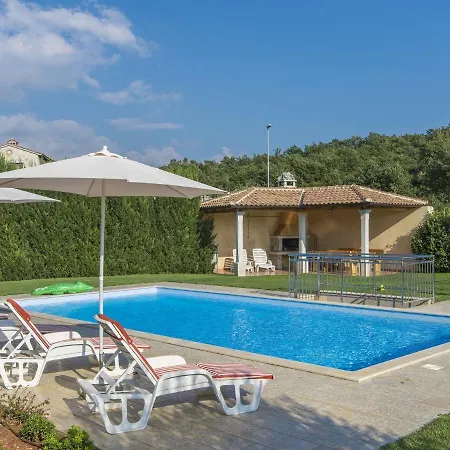 Modern With Private Pool In Dubravci Croatia וילה Korenići