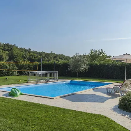 Modern With Private Pool In Dubravci Croatia فيلة *